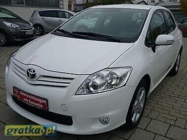 Używany 2012 Toyota Auris Hatchback | 29 900 zł (Super Cena) - Obraz 1/4