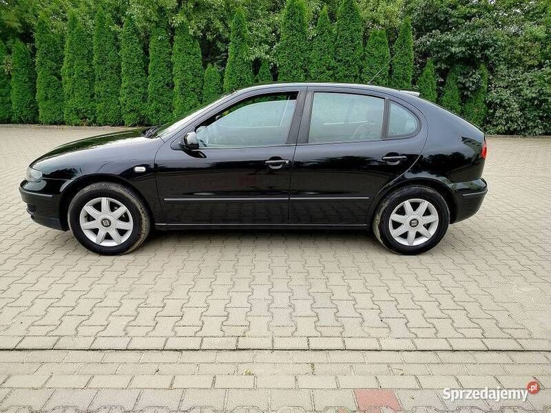 Czarny Używany 2005 Seat Leon Hatchback | 8700 zł (Dość drogi) - Obraz 1/4
