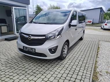 Srebrny Używany 2016 Opel Vivaro Van | 64 900 zł (Drogi) - Obraz 1/4