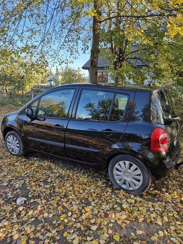 Używany Renault Modus 2010 Czarny Minivan