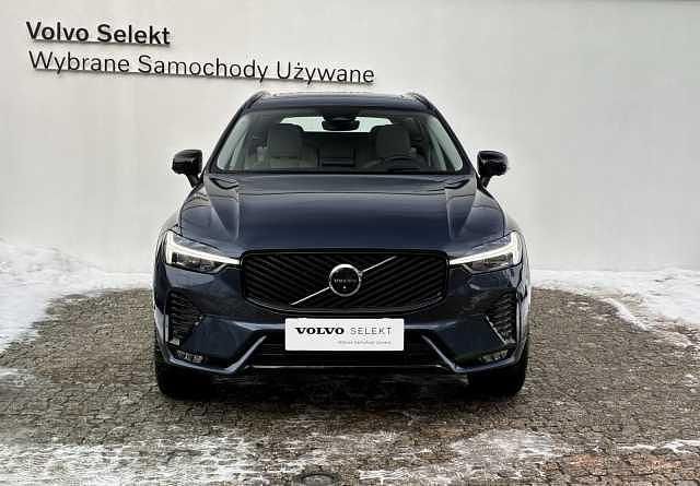 Używany Volvo XC60 250 KM (183 kW) 2026 Niebieski SUV