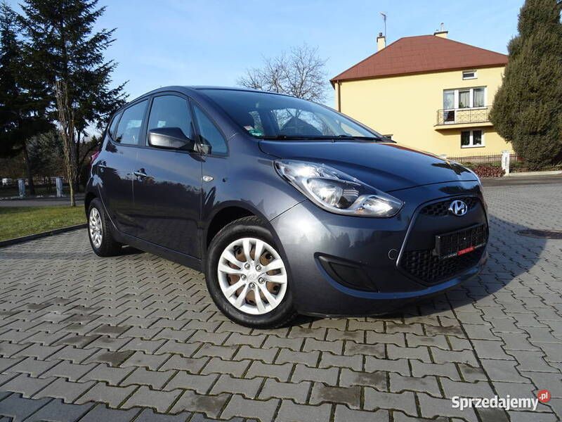 Szary Używany 2016 Hyundai ix20 Minivan | 36 999 zł (Uczciwa cena) - Obraz 1/4