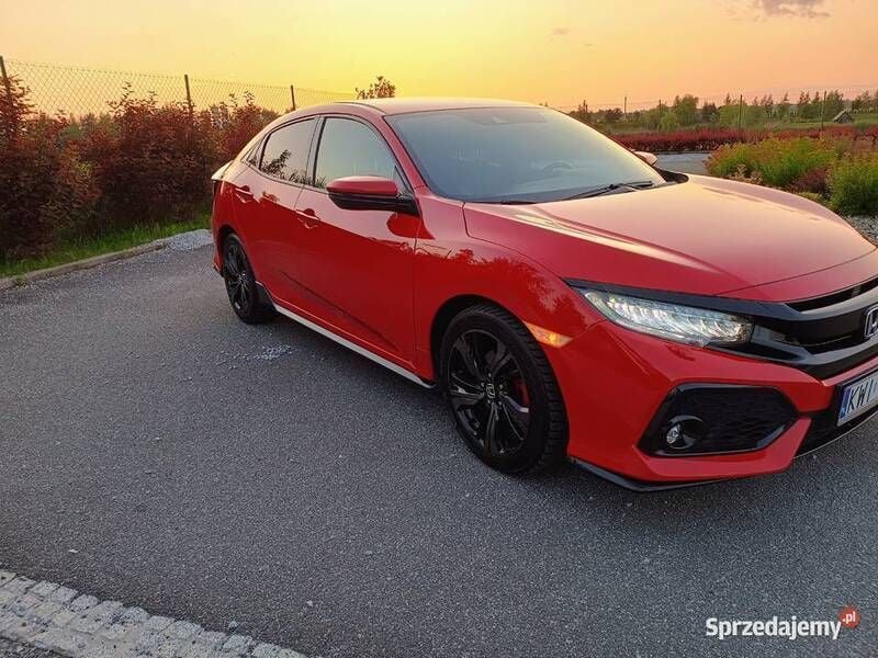 Używany Honda Civic Sport Plus 182 KM (133 kW) 2018 Czerwony Hatchback
