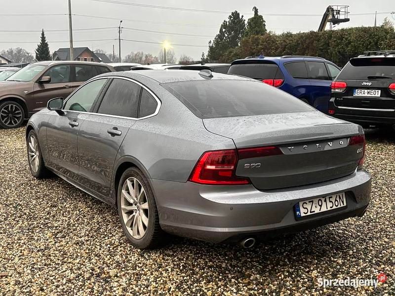 Używany Volvo S90 2019 Szary Sedan/Limuzyna
