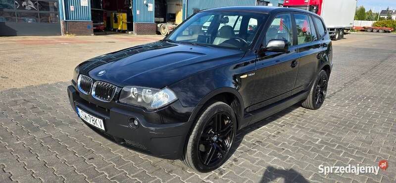 Czarny Używany 2004 BMW X3 SUV | 24 900 zł - Obraz 1/4