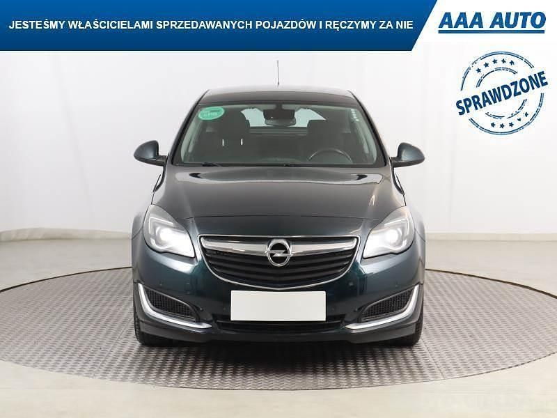 Używany Opel Insignia 140 KM (102 kW) 2015 Zielony