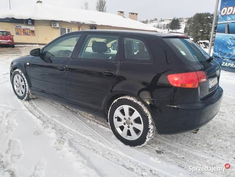 Używany Audi A3 2005 Czarny Hatchback