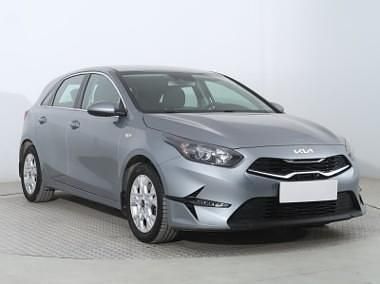 Szary Używany 2021 Kia Ceed 2 Hatchback | 67 999 zł (Uczciwa cena) - Obraz 1/4