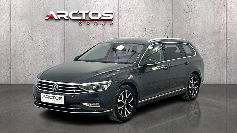 Szary Używany 2020 VW Passat Elegance Kombi | 86 900 zł (Uczciwa cena) - Obraz 1/4