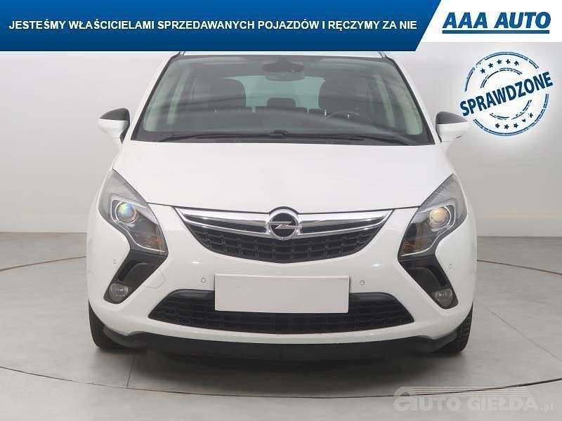 Używany Opel Zafira Tourer 2016 Biały Minivan