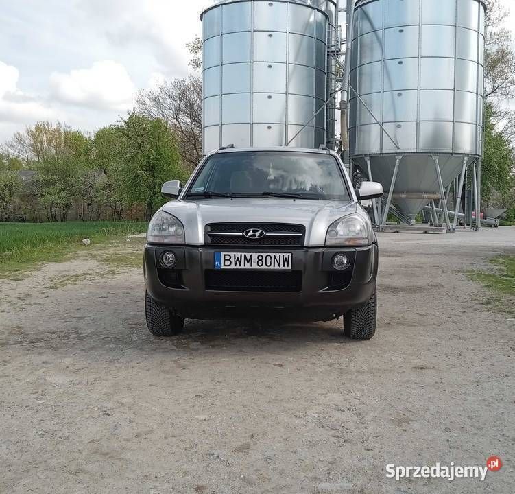 Srebrny Używany 2005 Hyundai Tucson SUV | 15 999 zł (Uczciwa cena) - Obraz 1/4
