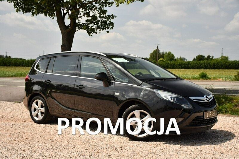 Używany Opel Zafira 136 KM (100 kW) 2013 Czarny (metalik, perła) Minivan