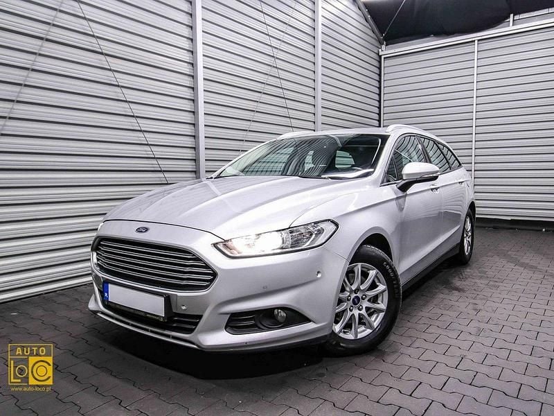 Używany Ford Mondeo 150 KM (110 kW) 2017 Srebrny (metalik) Kombi