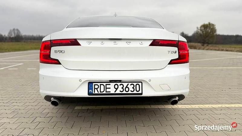 Używany Volvo S90 2017 Biały Sedan/Limuzyna