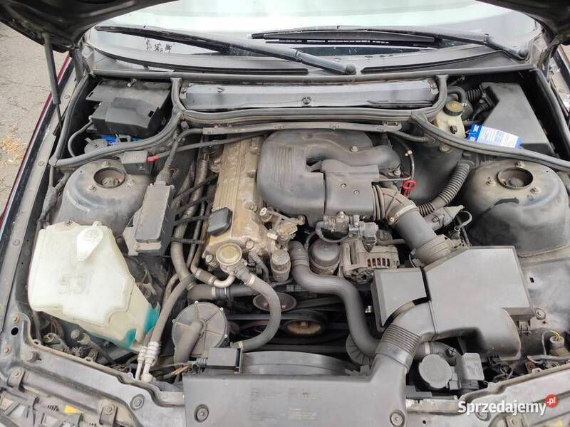 Używany BMW 318 1999 Czarny Kombi