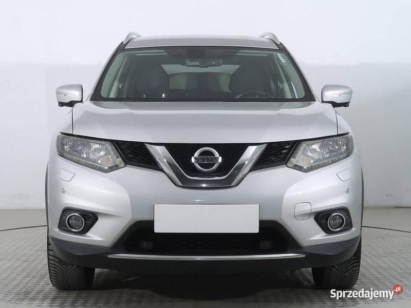Srebrny Używany 2015 Nissan X-Trail SUV | 57 999 zł (Uczciwa cena) - Obraz 1/4