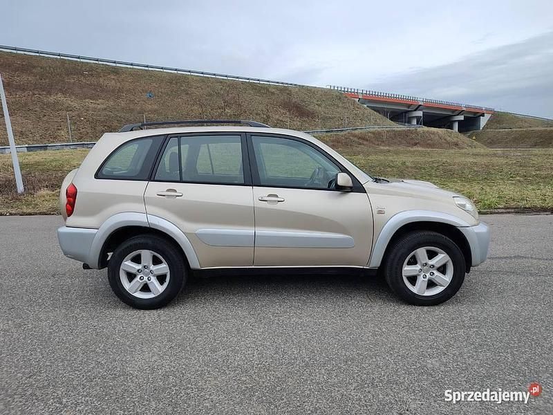 Używany Toyota RAV4 2004 SUV