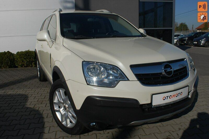 Kremowy Używany 2009 Opel Antara SUV | 17 900 zł (Uczciwa cena) - Obraz 1/4