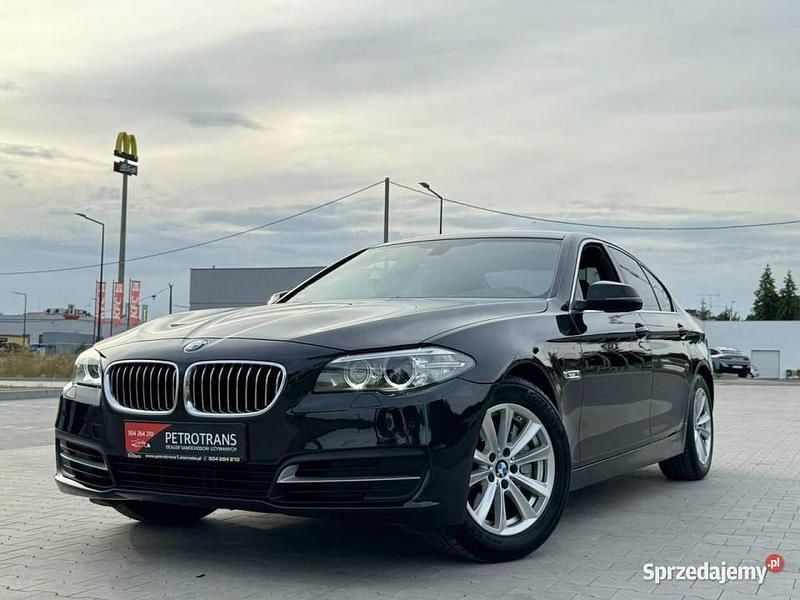 Czarny Używany 2014 BMW 525 Sedan/Limuzyna | 49 900 zł (Uczciwa cena) - Obraz 1/4