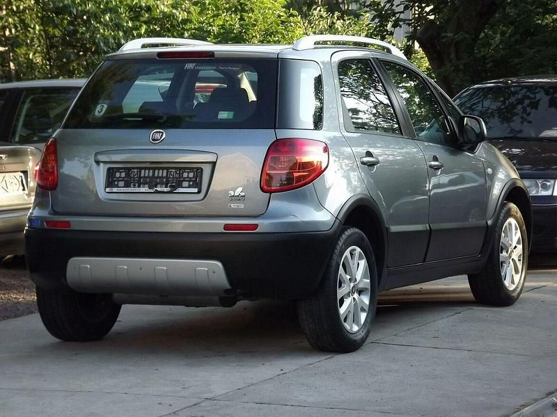 Używany Fiat Sedici 120 KM (88 kW) 2012 Beżowy SUV