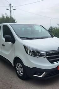 Używany Renault Trafic 150 KM (110 kW) 2022 Zielony Minivan