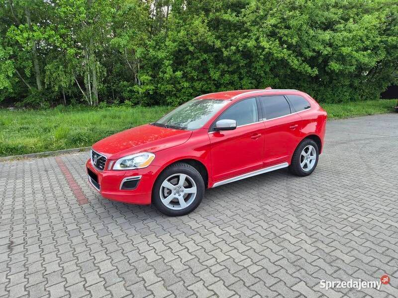 Czerwony Używany 2011 Volvo XC60 R-Design SUV | 43 500 zł (Uczciwa cena) - Obraz 1/4