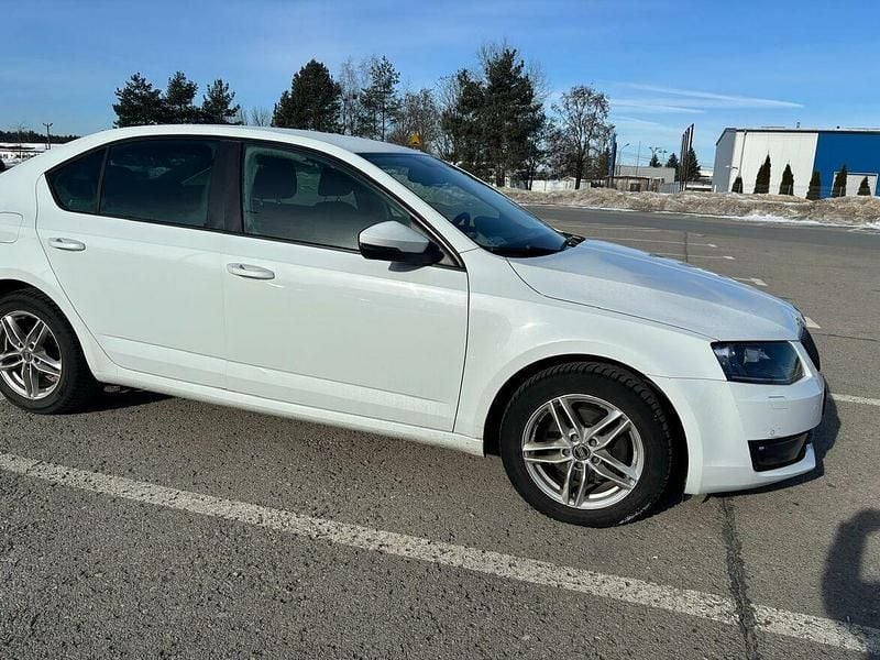 Używany Skoda Octavia Style 2016 Biały Hatchback