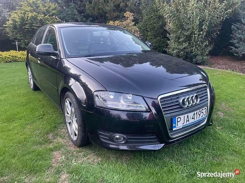 Czarny Używany 2010 Audi A3 Sedan/Limuzyna | 21 000 zł (Uczciwa cena) - Obraz 1/4