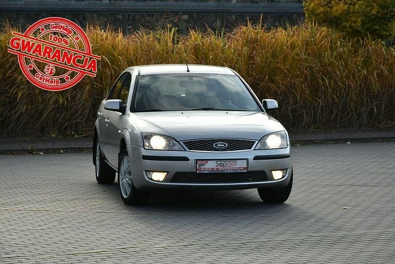 Srebrny (metalik) Używany 2006 Ford Mondeo Sedan/Limuzyna | 8900 zł (Dobra cena) - Obraz 1/4