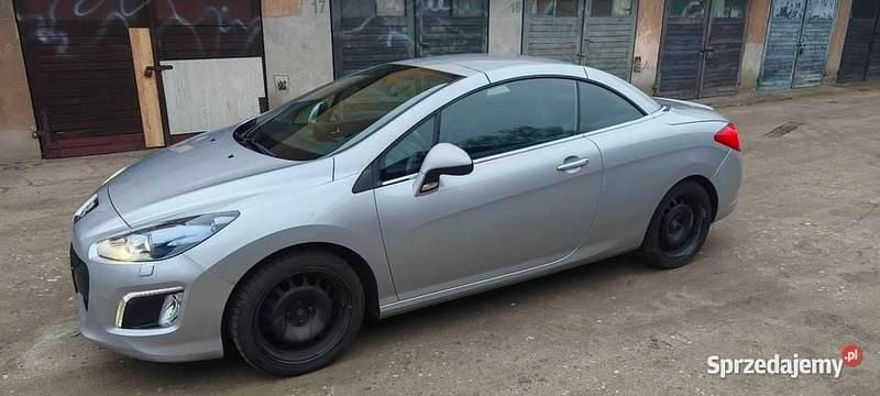 Srebrny Używany 2012 Peugeot 308 CC Kabriolet | 26 500 zł - Obraz 1/4