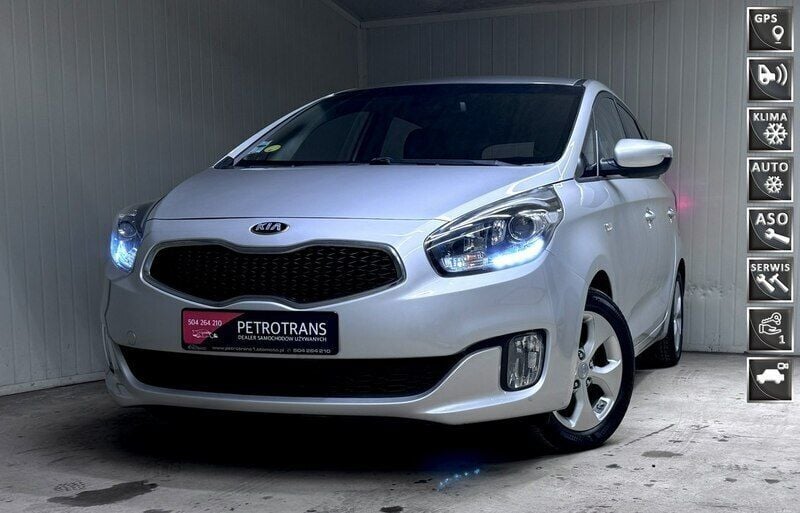 Srebrny Używany 2015 Kia Carens 2 Minivan | 35 900 zł (Dobra cena) - Obraz 1/4