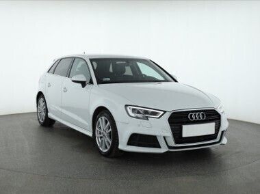 Biały Używany 2019 Audi A3 Hatchback | 85 499 zł (Uczciwa cena) - Obraz 1/4