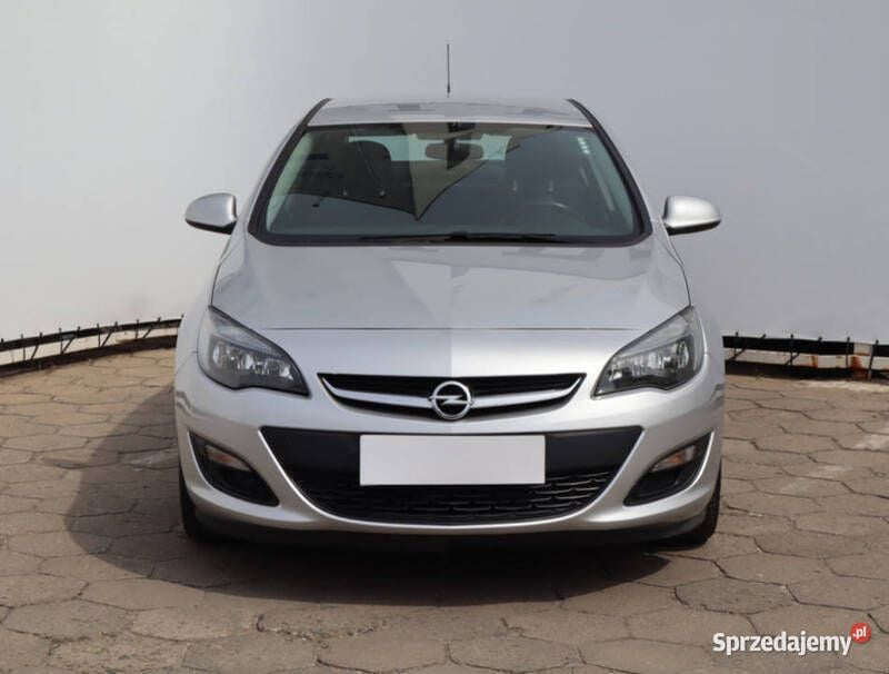Srebrny Używany 2016 Opel Astra Sedan/Limuzyna | 33 999 zł (Dobra cena) - Obraz 1/4