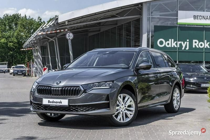 Nowe Skoda Octavia Selection 2025 Szary Kombi