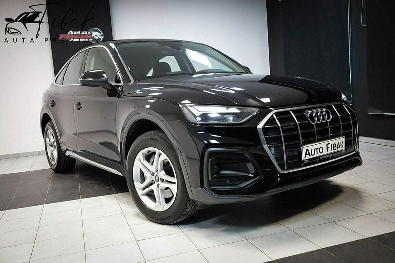 Czarny Używany 2022 Audi Q5 SUV | 169 900 zł - Obraz 1/4