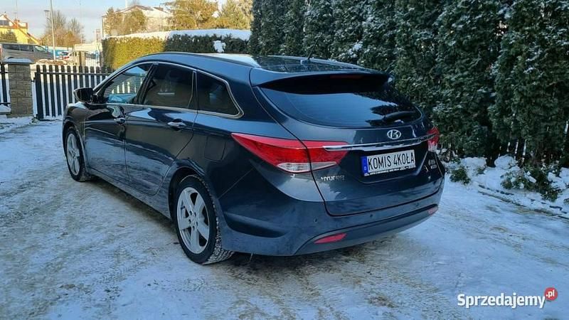 Używany Hyundai i40 136 KM (100 kW) 2014 Szary Kombi