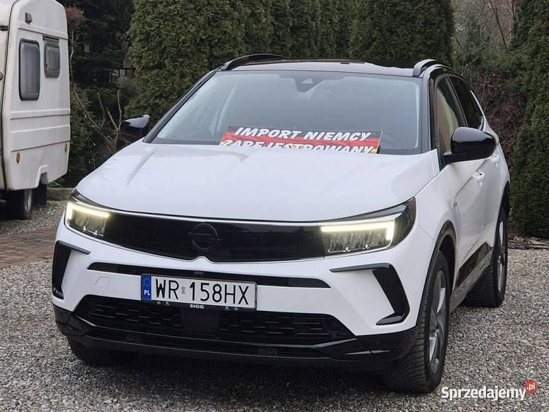 Biały Używany 2023 Opel Grandland X SUV | 109 900 zł - Obraz 1/4