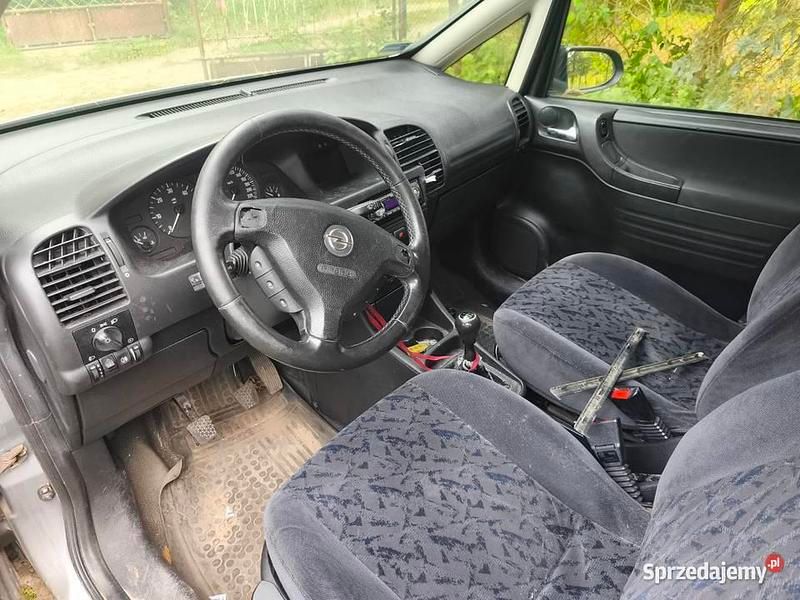 Używany Opel Zafira 2004 Minivan