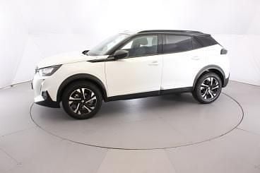 Używany Peugeot 2008 Allure 130 KM (95 kW) 2022 Biały SUV