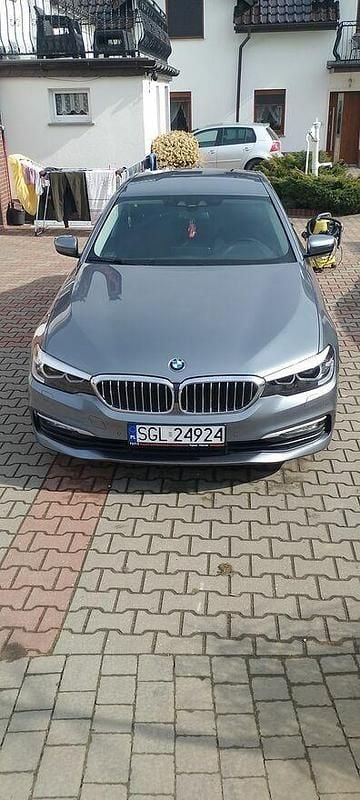 Szary Używany 2017 BMW 520 Sedan/Limuzyna | 101 000 zł (Uczciwa cena) - Obraz 1/4