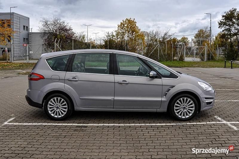 Używany Ford S-MAX S 2011 Minivan