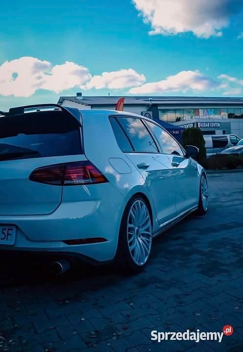 Używany VW Golf VII GTI 2019 Biały Hatchback