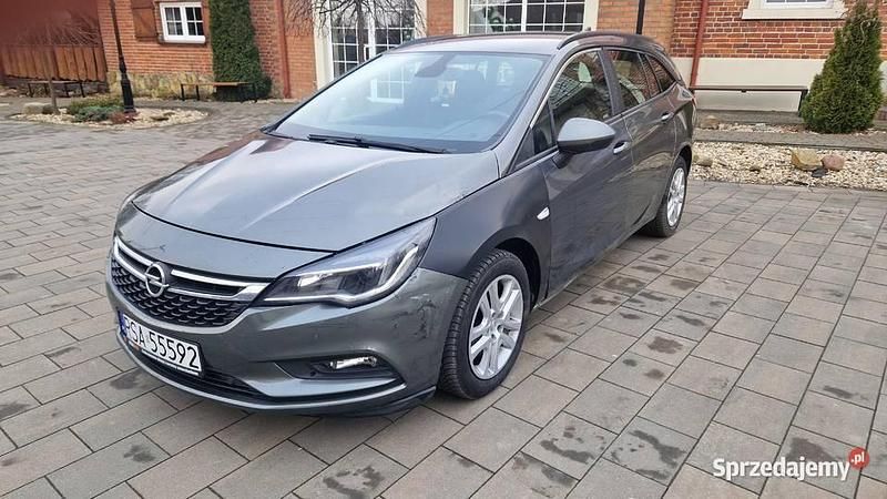 Używany 2018 Opel Astra | 21 000 zł (Super Cena) - Obraz 1/4