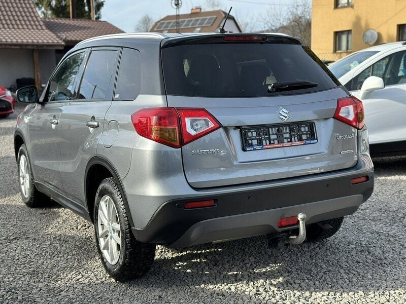 Używany Suzuki Vitara 120 KM (88 kW) 2017 Szary SUV