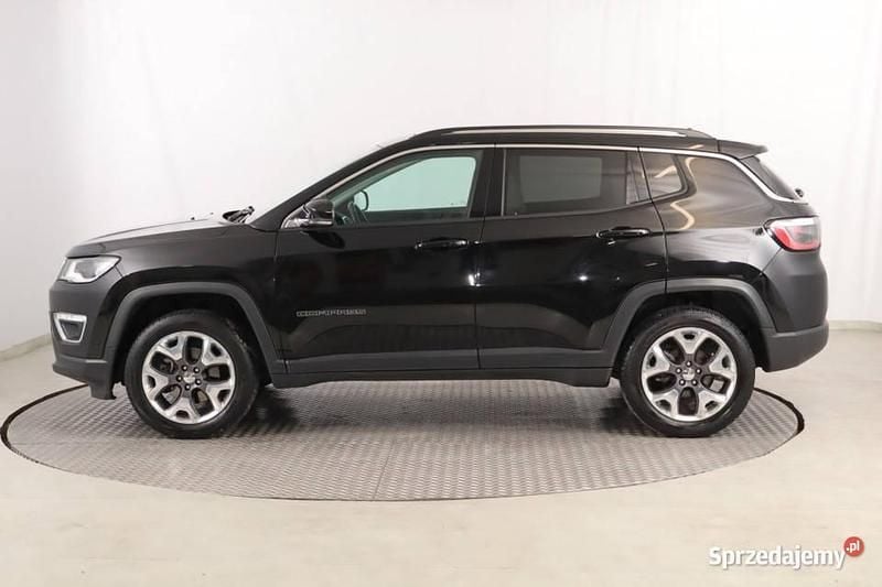 Używany Jeep Compass 2019 Czarny SUV