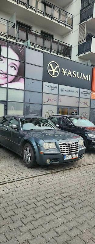 Używany Chrysler 300C 2004 Niebieski Kombi