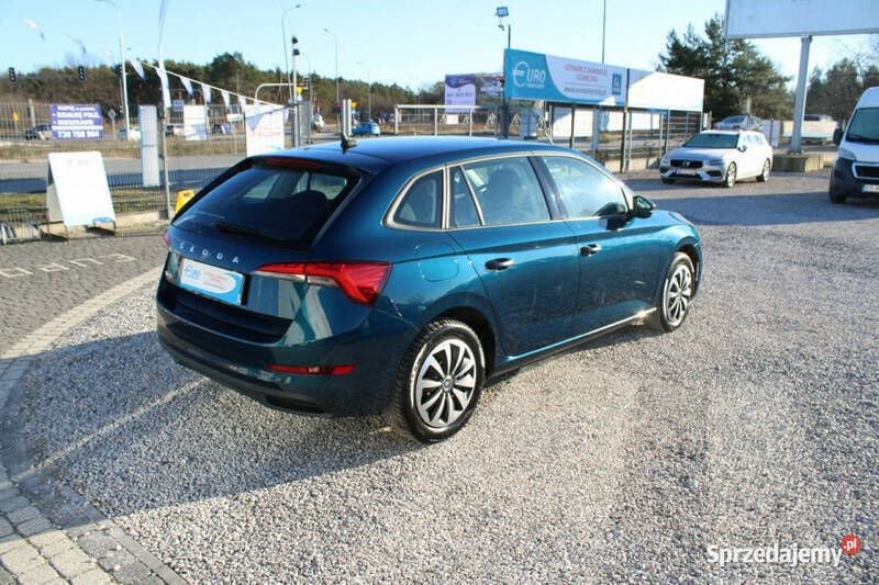 Zielony Używany 2020 Skoda Scala Active Hatchback | 48 900 zł - Obraz 1/4
