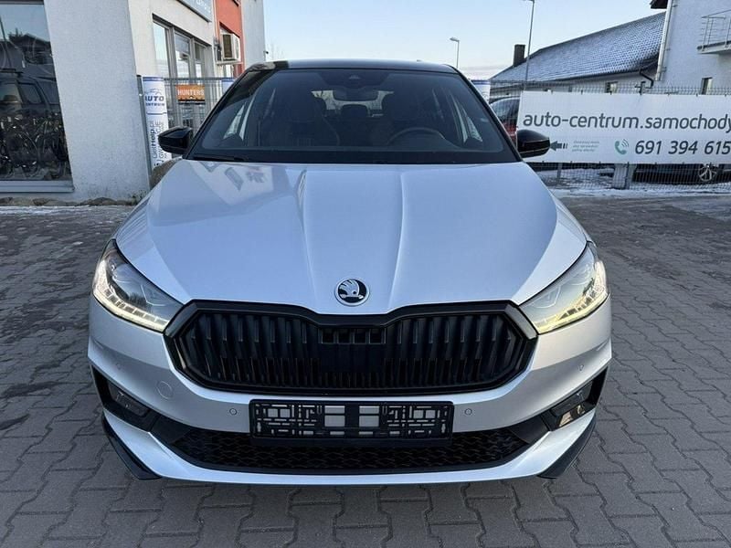 Używany Skoda Fabia 115 KM (84 kW) 2024 Srebrny (metalik) Hatchback
