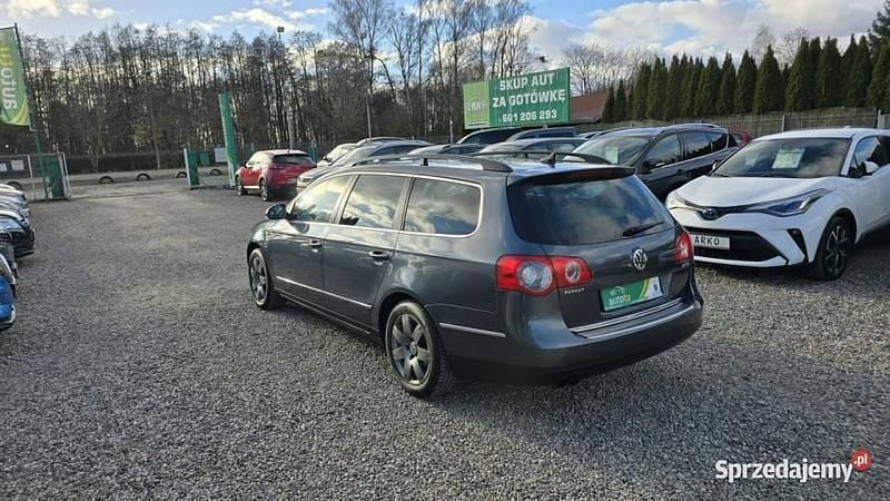 Grafitowy Używany 2008 VW Passat Kombi | 7900 zł (Super Cena) - Obraz 1/4