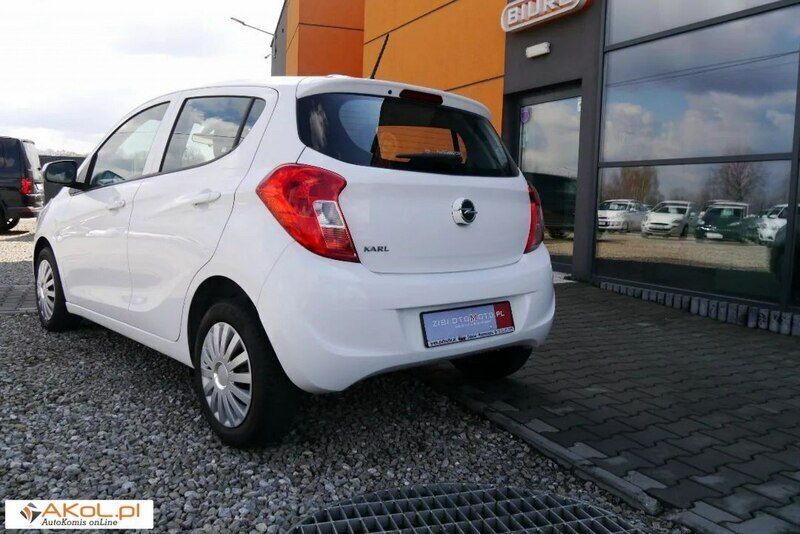 Używany Opel Karl 75 KM (55 kW) 2016 Biały Hatchback